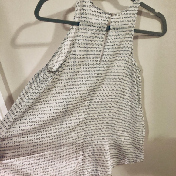 Sleeveless Blue & White Dot Pattern Swing Tank - Picture 5 of 5